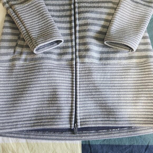 Avalanche Full Zip Sweater Women's Small Fleece Lined Grey and White Striped - Picture 4 of 9